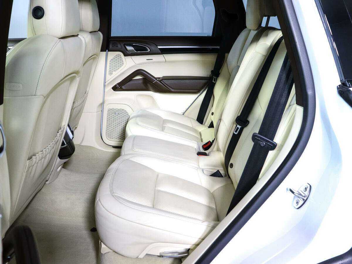 Купить Porsche Cayenne с пробегом. Фото: #9