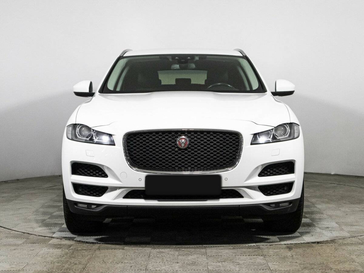 Купить Jaguar F-Pace с пробегом. Фото: #1