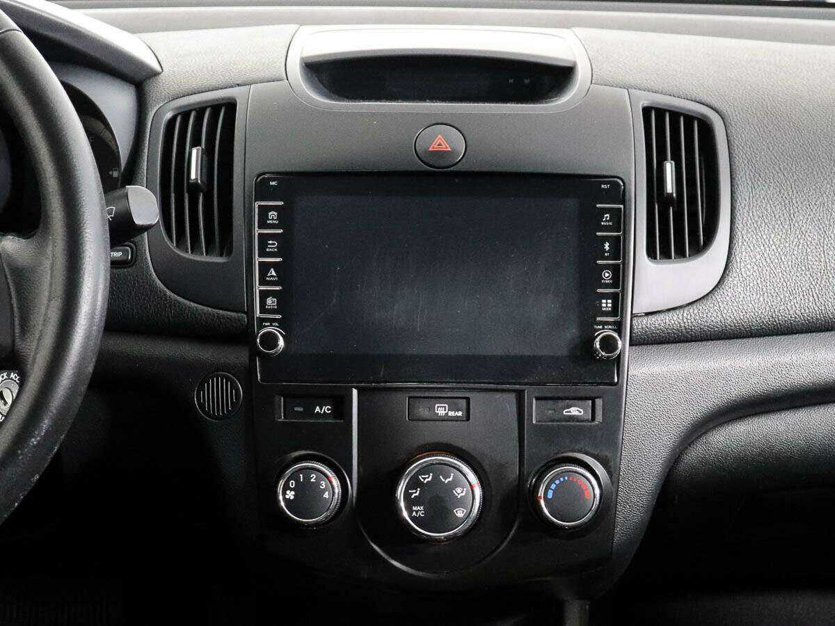 Купить Kia Cerato с пробегом. Фото: #11