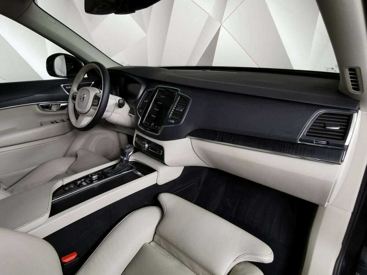 Купить Volvo XC90 с пробегом. Фото: #8