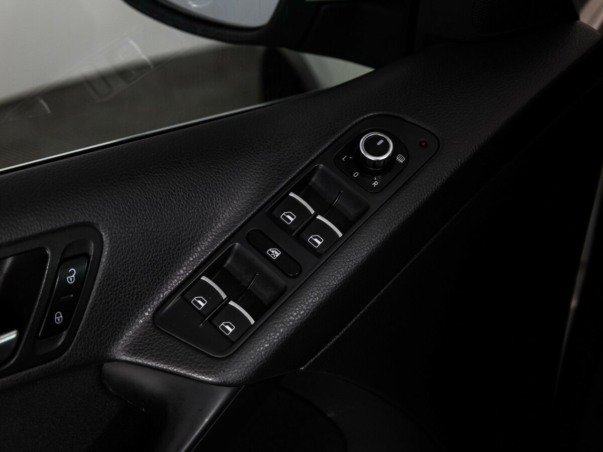 Купить Volkswagen Tiguan с пробегом. Фото: #13