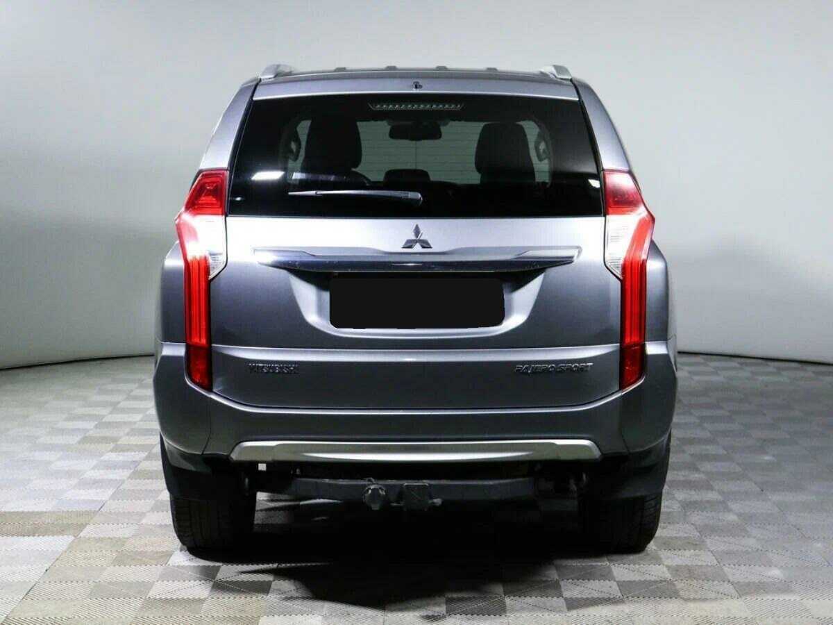 Купить Mitsubishi Pajero Sport с пробегом. Фото: #4