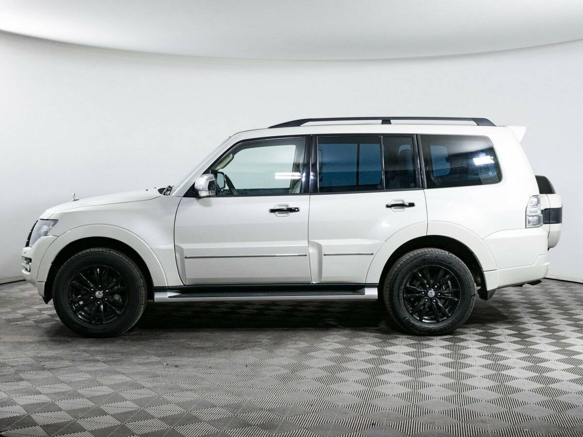 Купить Mitsubishi Pajero с пробегом. Фото: #7