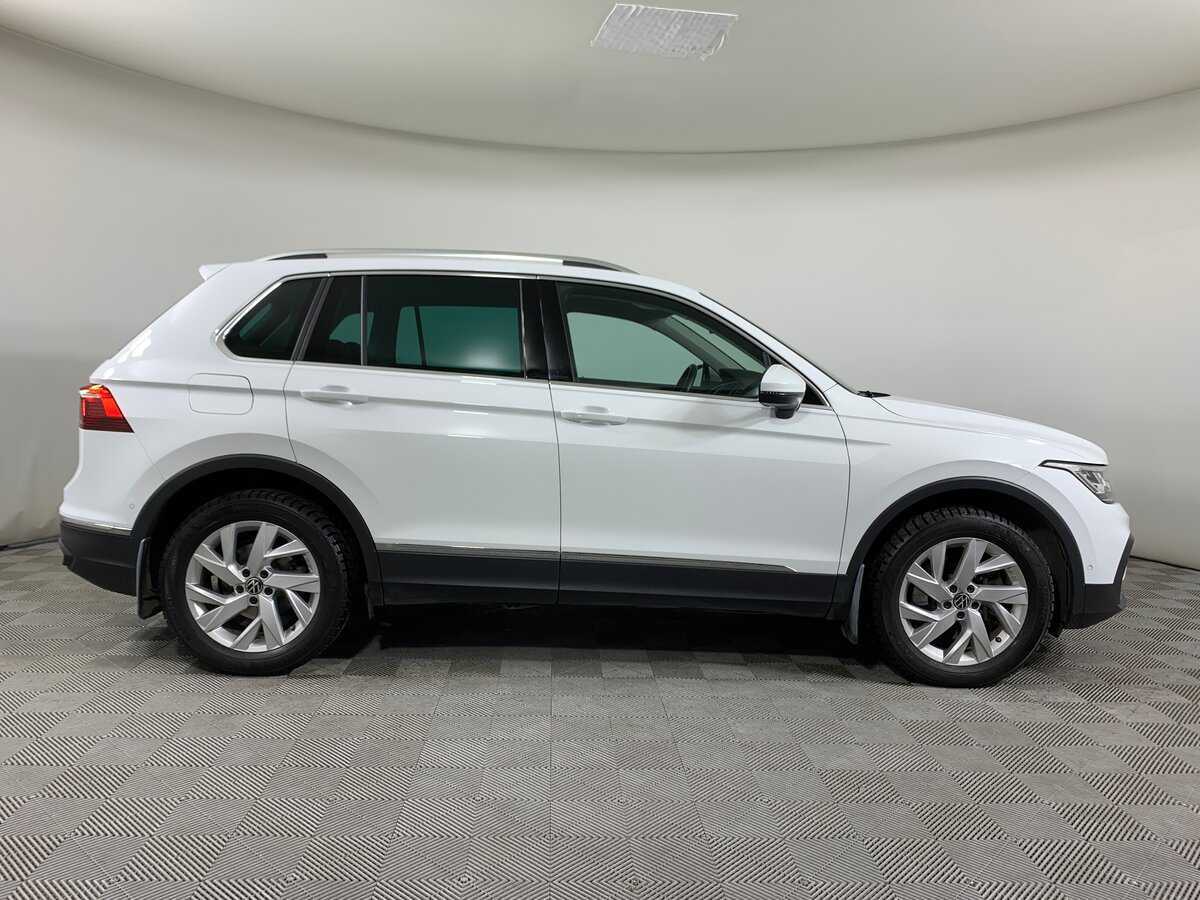 Купить Volkswagen Tiguan с пробегом. Фото: #3