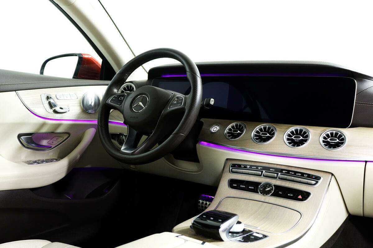 Купить Mercedes-Benz E-Класс с пробегом. Фото: #7
