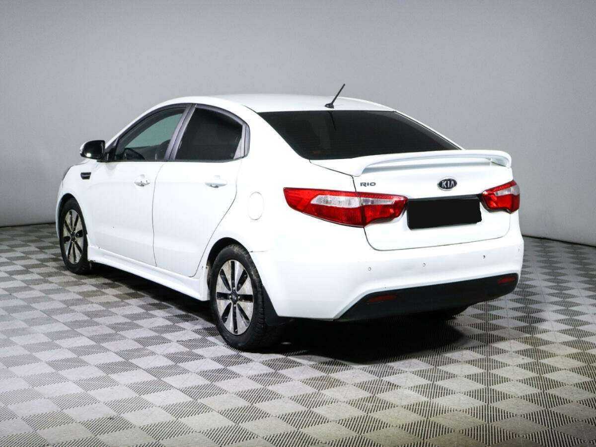 Купить Kia Rio с пробегом. Фото: #5