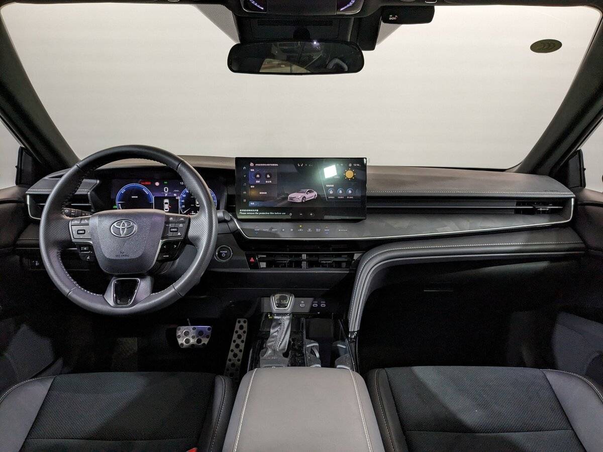 Купить Toyota Camry с пробегом. Фото: #9