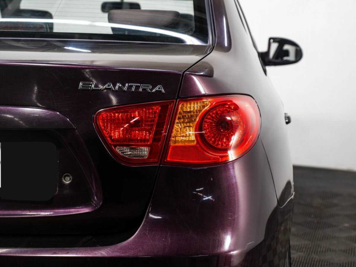 Купить Hyundai Elantra с пробегом. Фото: #5
