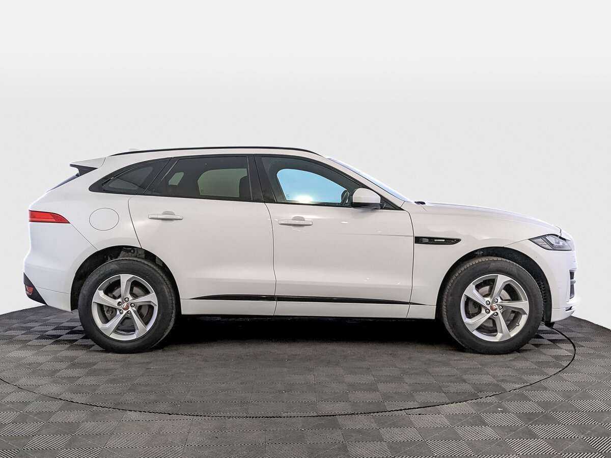 Купить Jaguar F-Pace с пробегом. Фото: #3