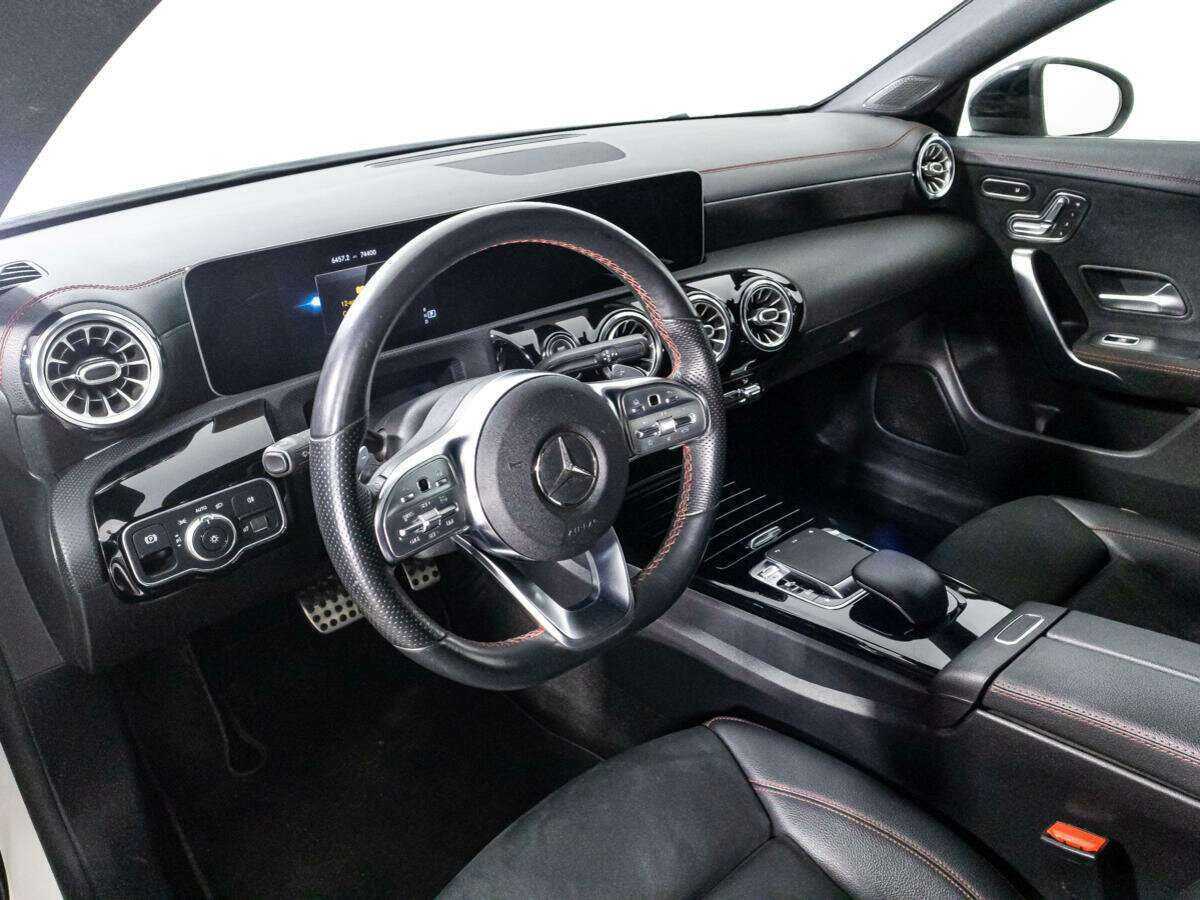 Купить Mercedes-Benz CLA с пробегом. Фото: #9