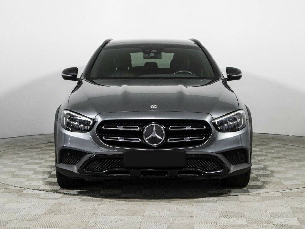 Купить Mercedes-Benz E-Класс с пробегом. Фото: #1