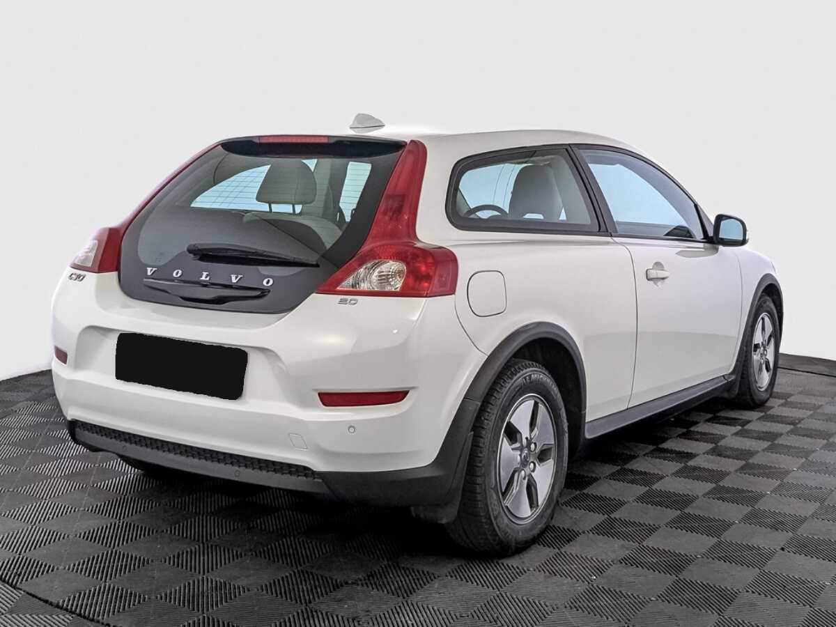 Купить Volvo C30 с пробегом. Фото: #4