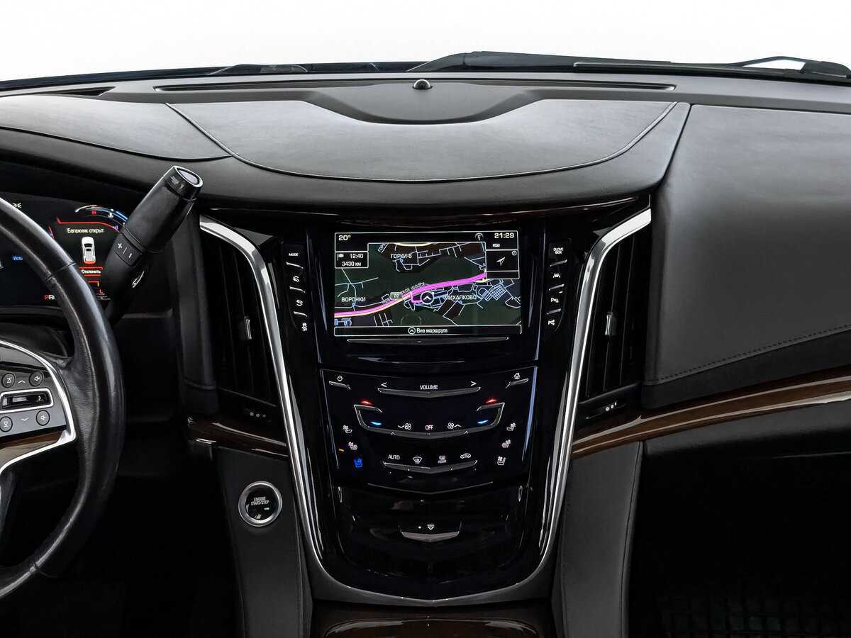 Купить Cadillac Escalade с пробегом. Фото: #11