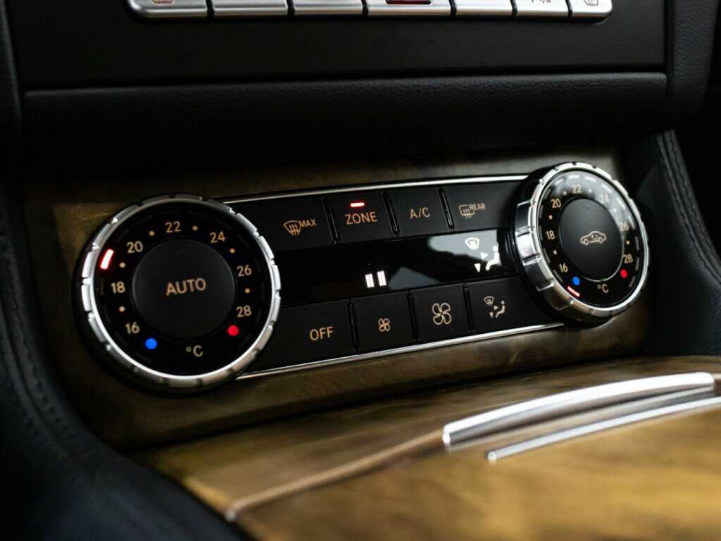 Купить Mercedes-Benz CLS с пробегом. Фото: #16