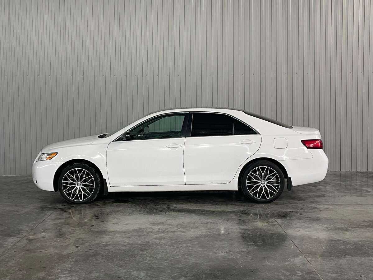 Купить Toyota Camry с пробегом. Фото: #7