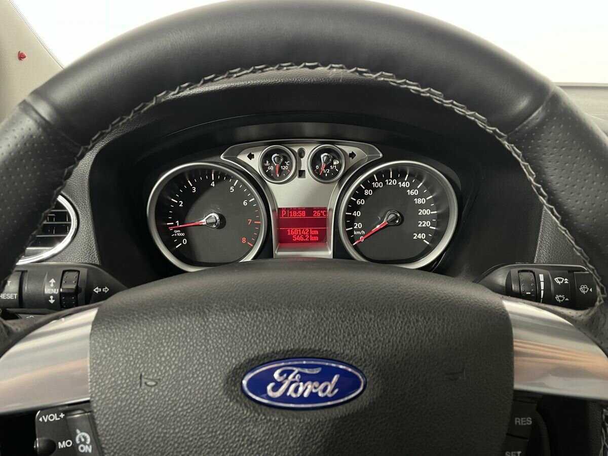 Купить Ford Focus с пробегом. Фото: #10