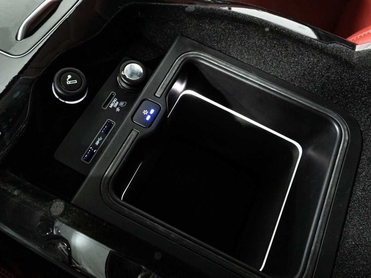 Купить Land Rover Range Rover с пробегом. Фото: #31