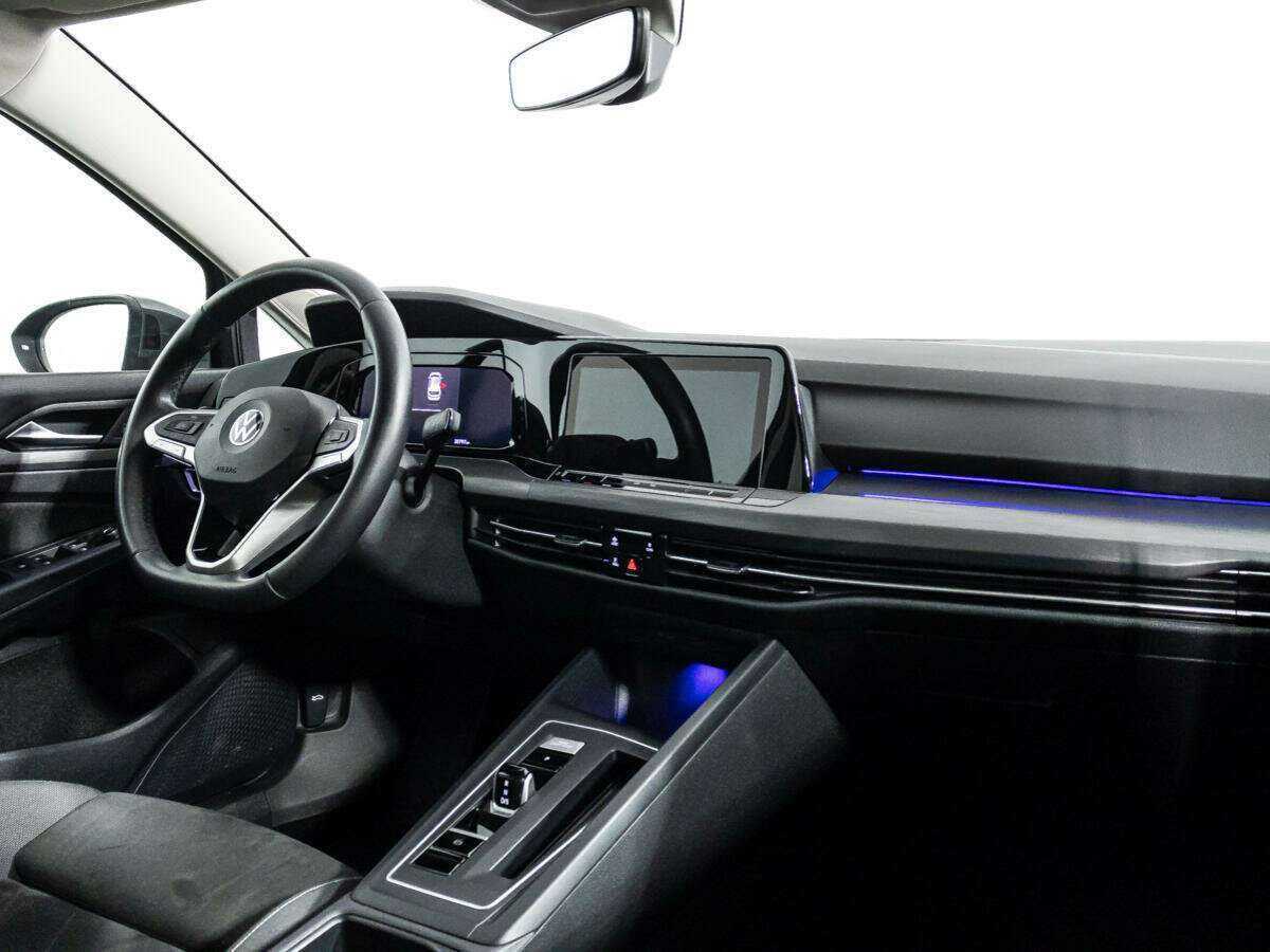 Купить Volkswagen Golf с пробегом. Фото: #8
