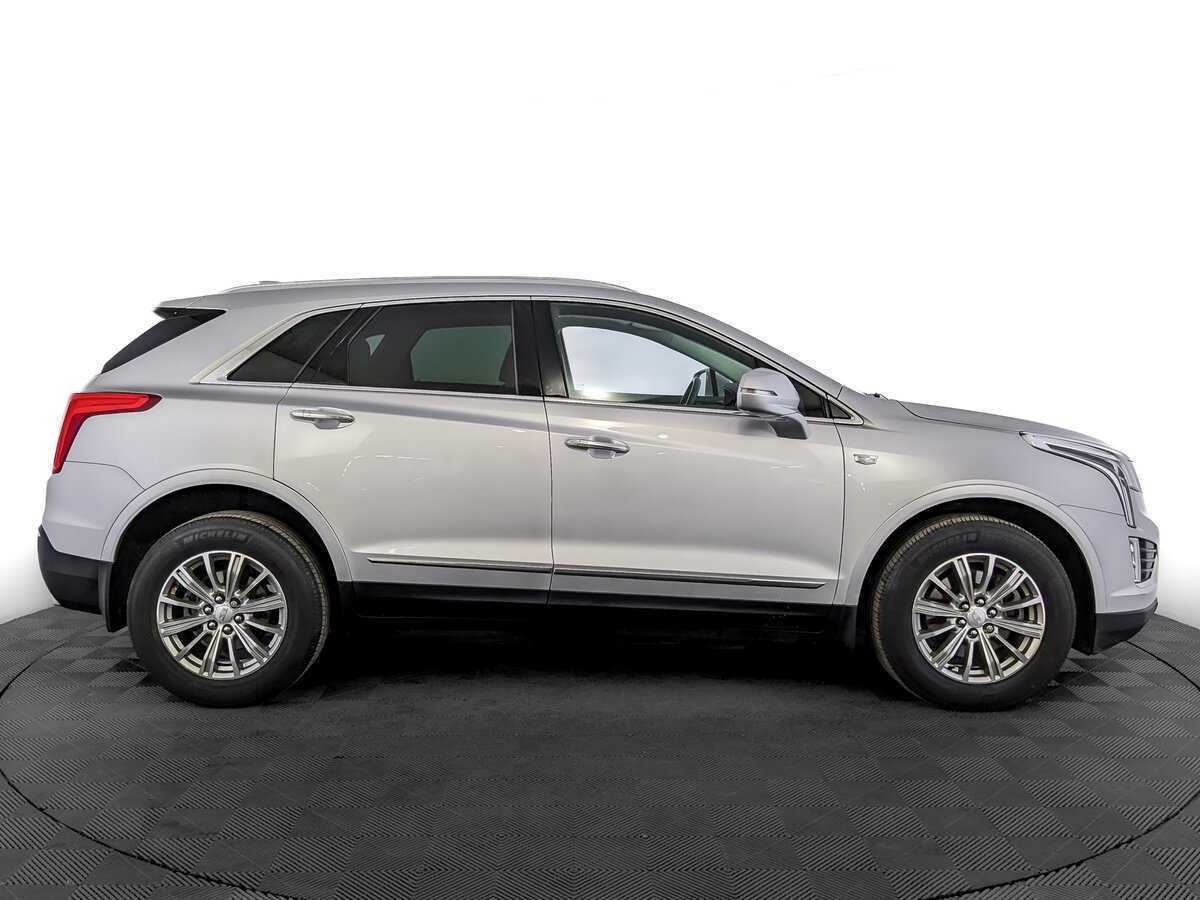Купить Cadillac XT5 с пробегом. Фото: #3
