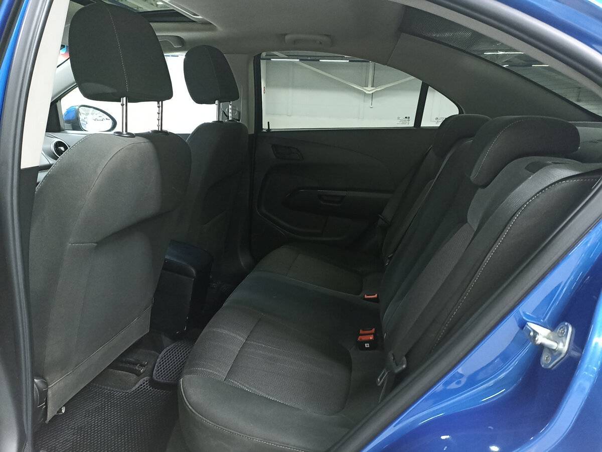 Купить Chevrolet Aveo с пробегом. Фото: #11