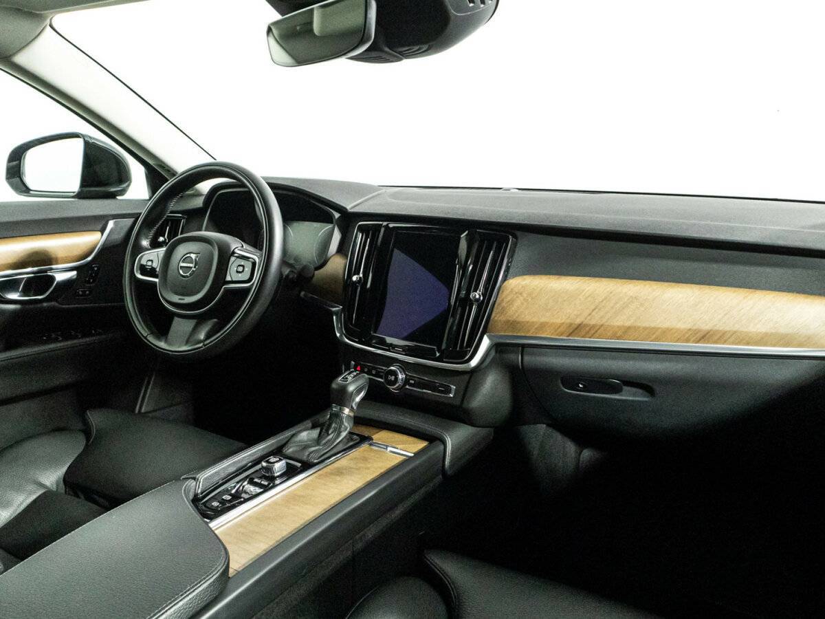 Купить Volvo S90 с пробегом. Фото: #8