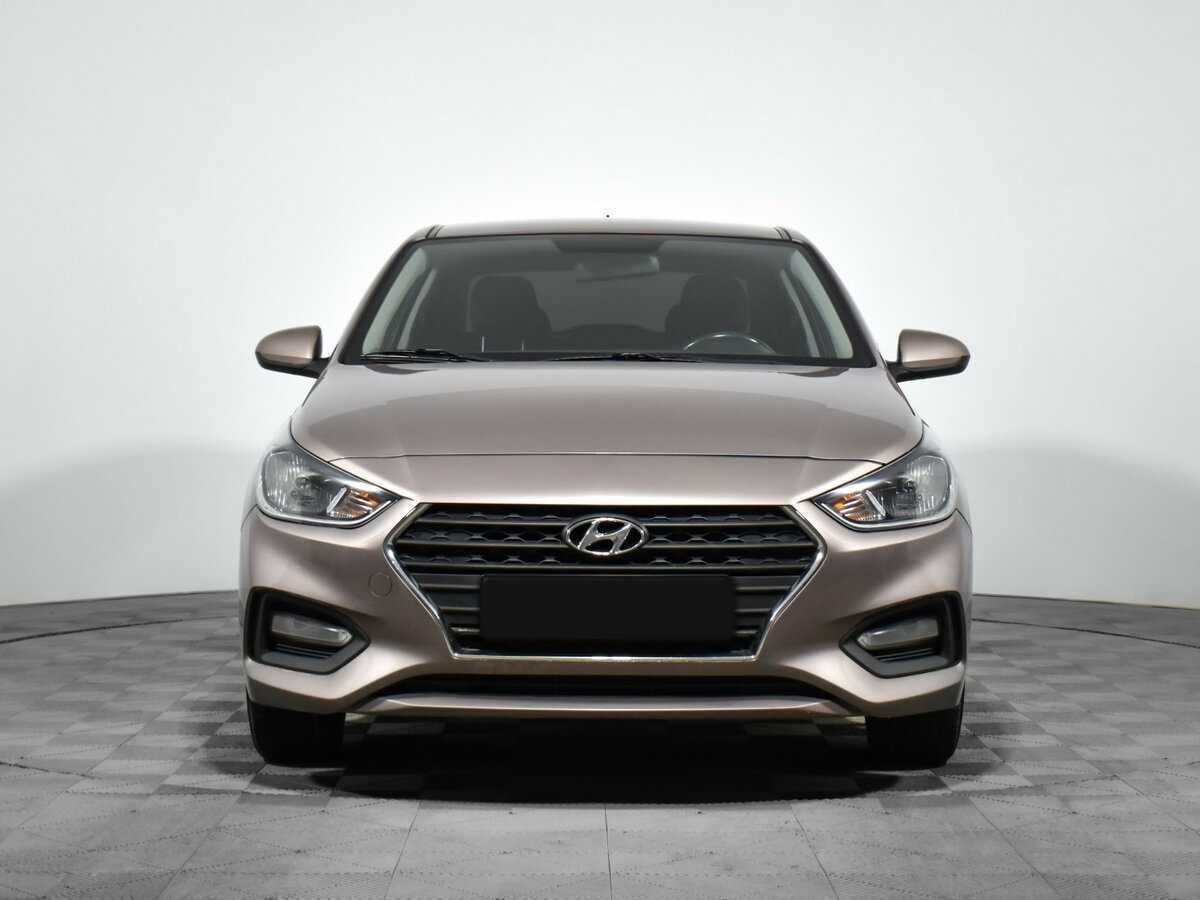 Купить Hyundai Solaris с пробегом. Фото: #1