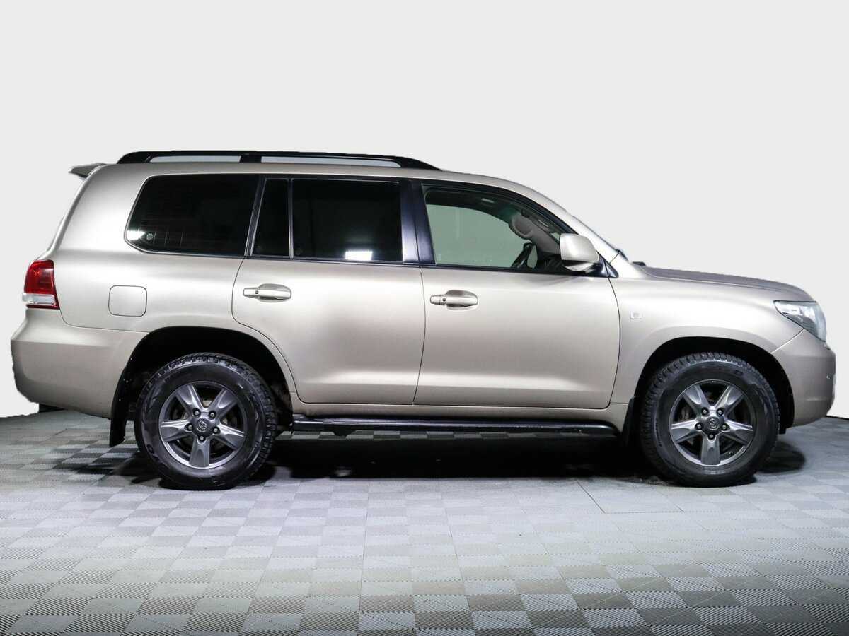 Купить Toyota Land Cruiser с пробегом. Фото: #3