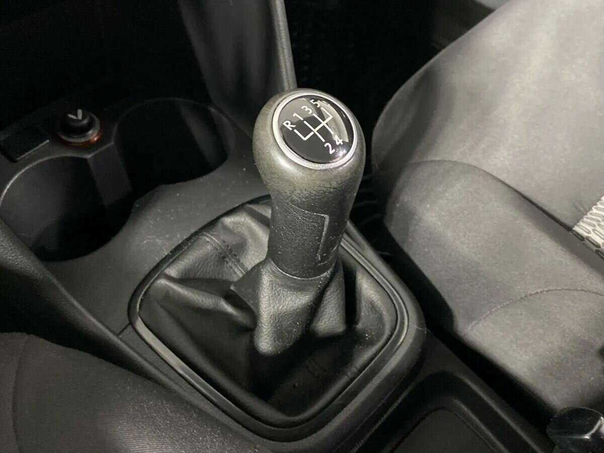Купить Volkswagen Polo с пробегом. Фото: #12