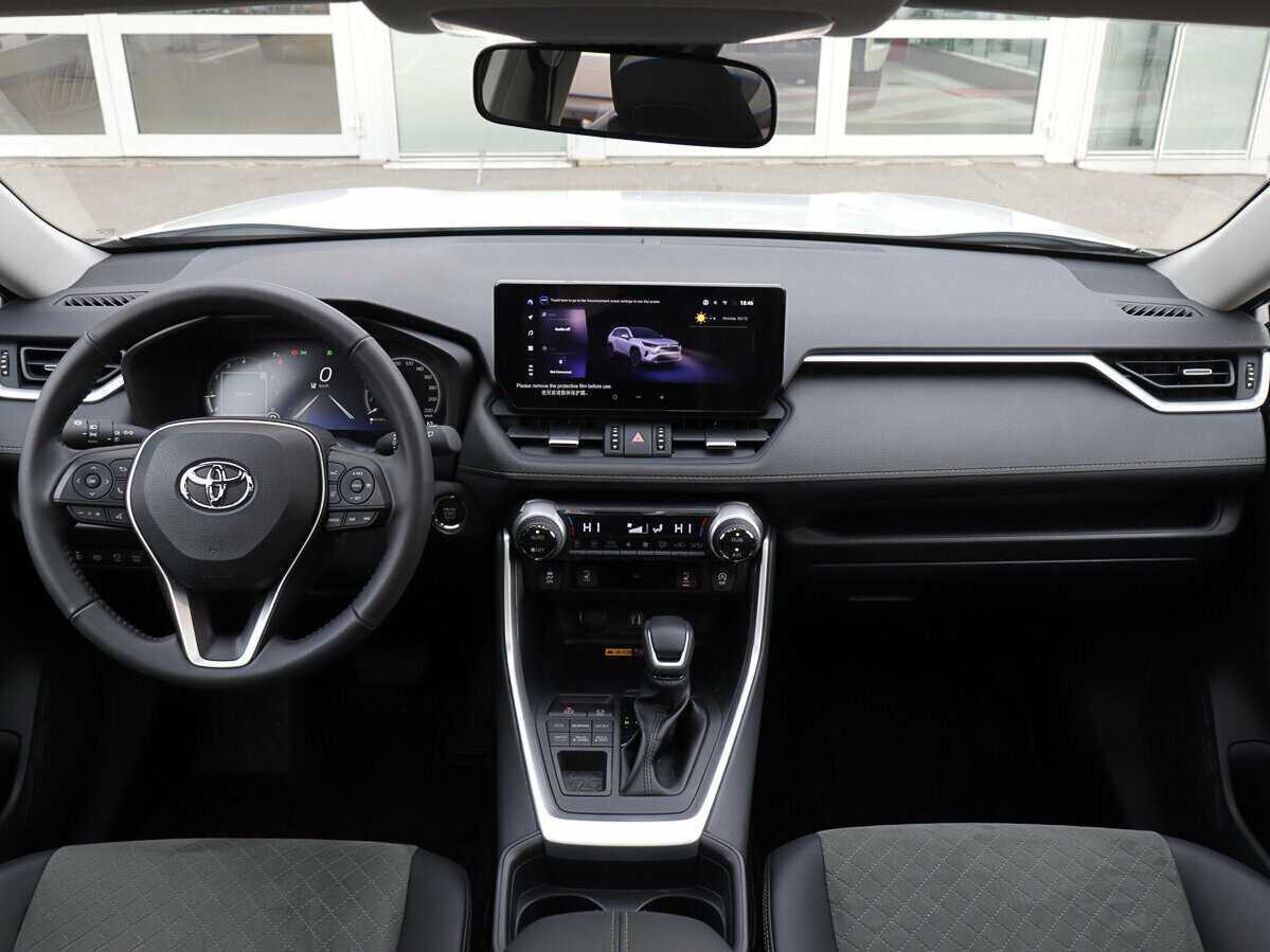 Купить Toyota RAV4 с пробегом. Фото: #13