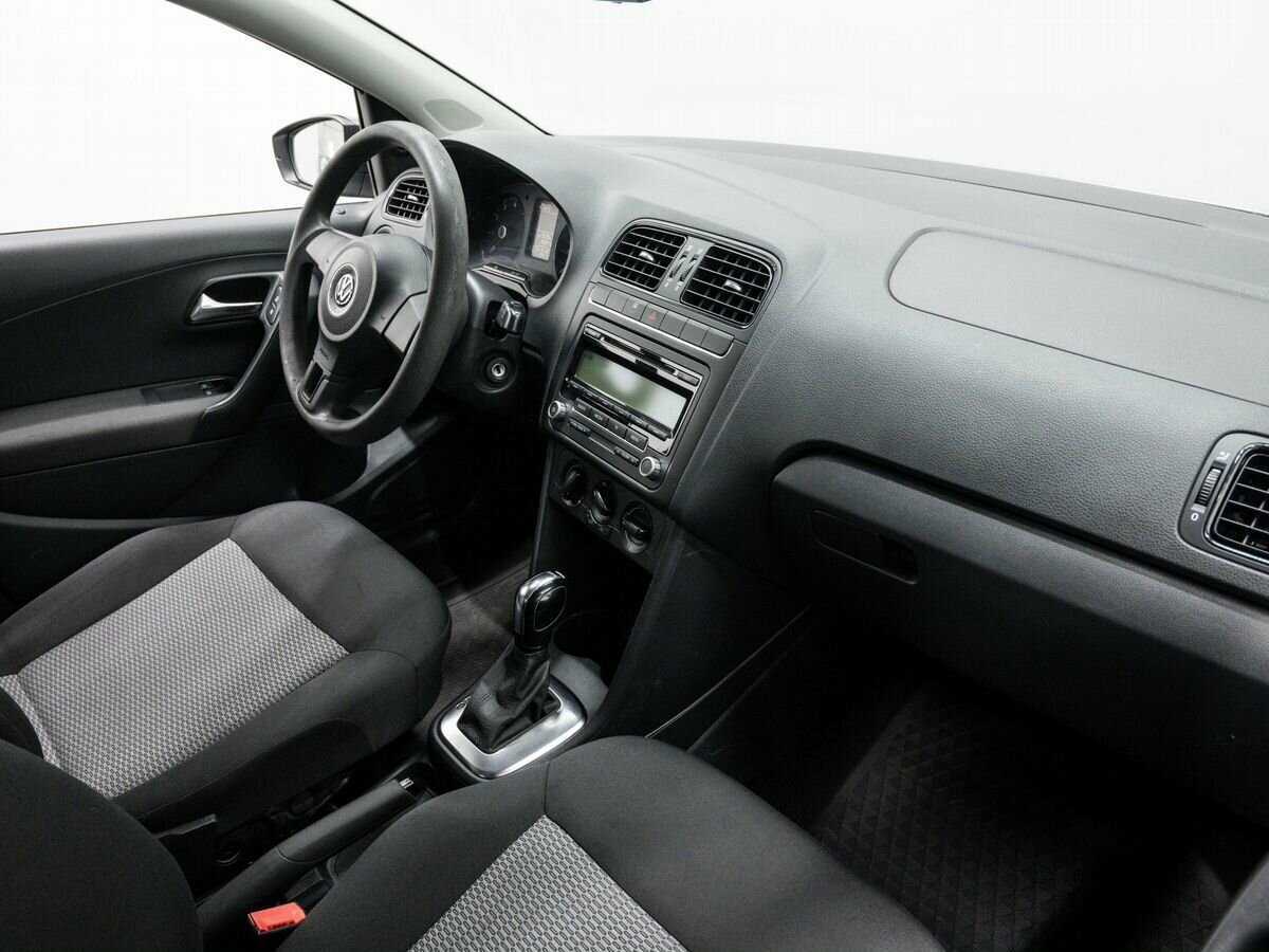 Купить Volkswagen Polo с пробегом. Фото: #7