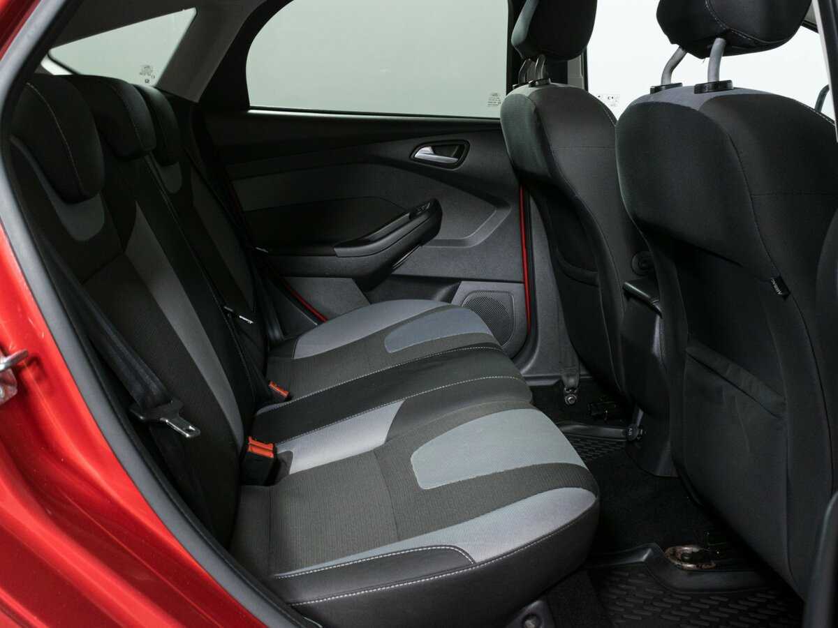 Купить Ford Focus с пробегом. Фото: #9