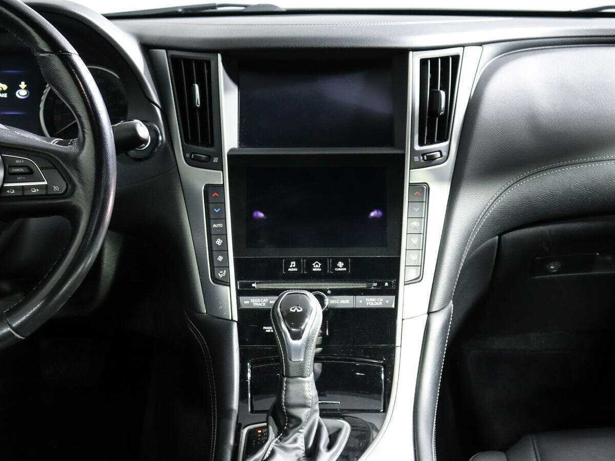 Купить Infiniti Q60 с пробегом. Фото: #11