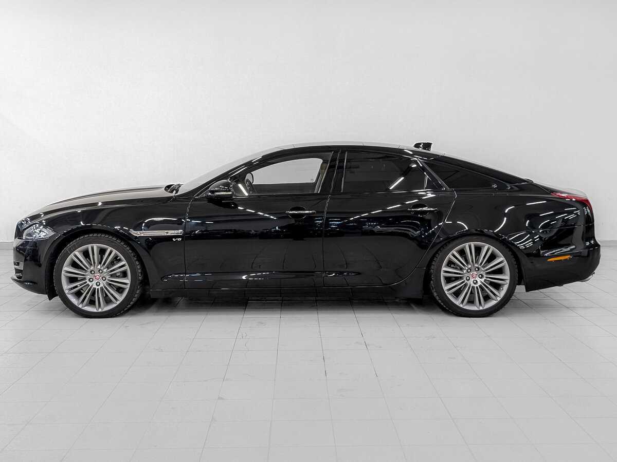 Купить Jaguar XJ с пробегом. Фото: #7