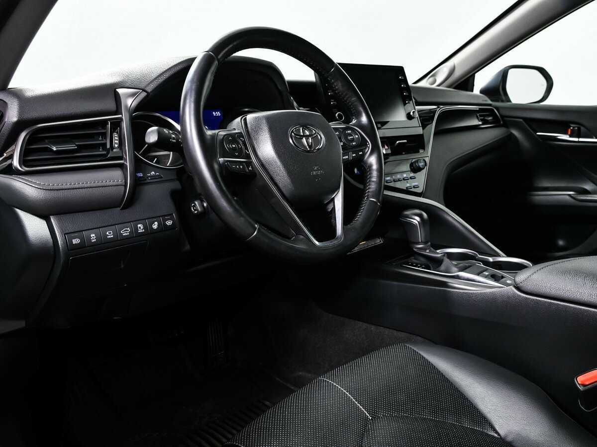 Купить Toyota Camry с пробегом. Фото: #11