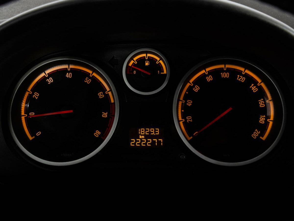 Купить Opel Corsa с пробегом. Фото: #14