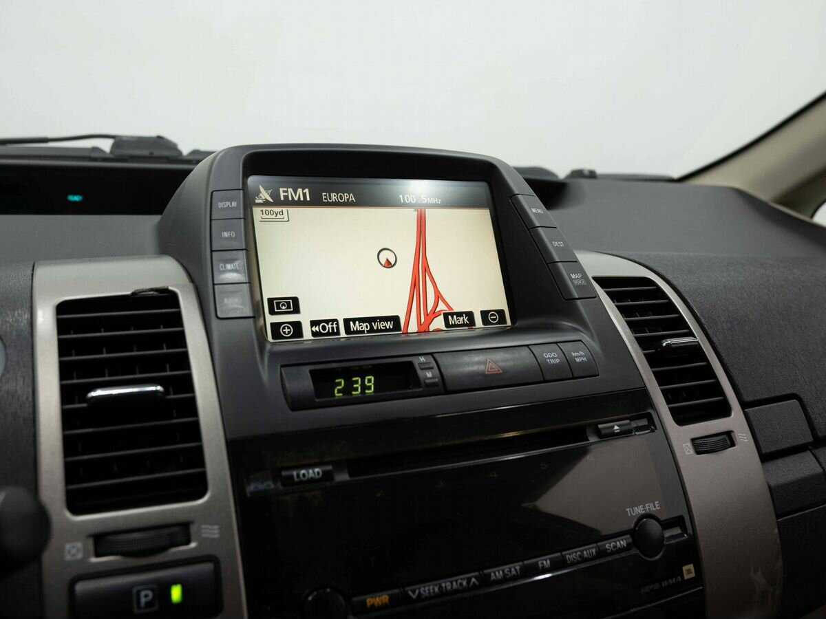 Купить Toyota Prius с пробегом. Фото: #17