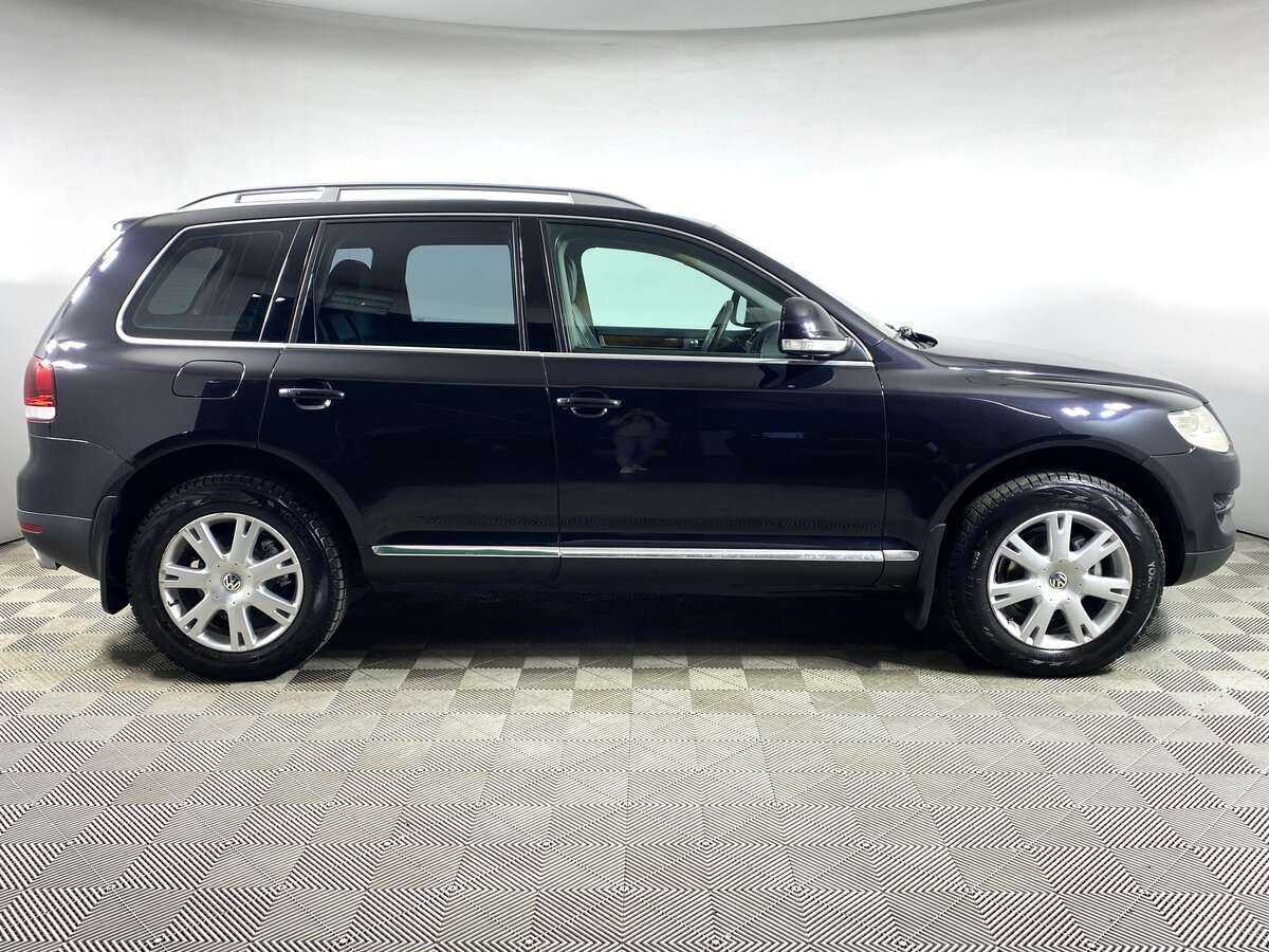 Купить Volkswagen Touareg с пробегом. Фото: #2