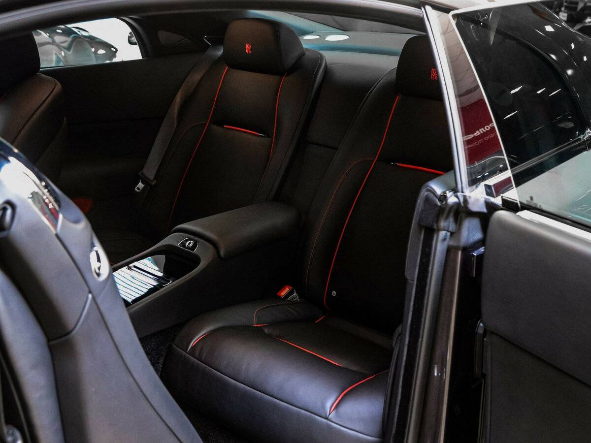 Купить Rolls-Royce Wraith с пробегом. Фото: #18