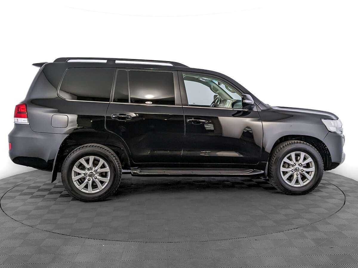 Купить Toyota Land Cruiser с пробегом. Фото: #3