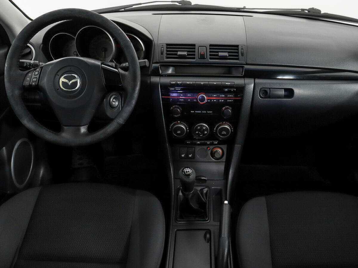 Купить Mazda 3 с пробегом. Фото: #11