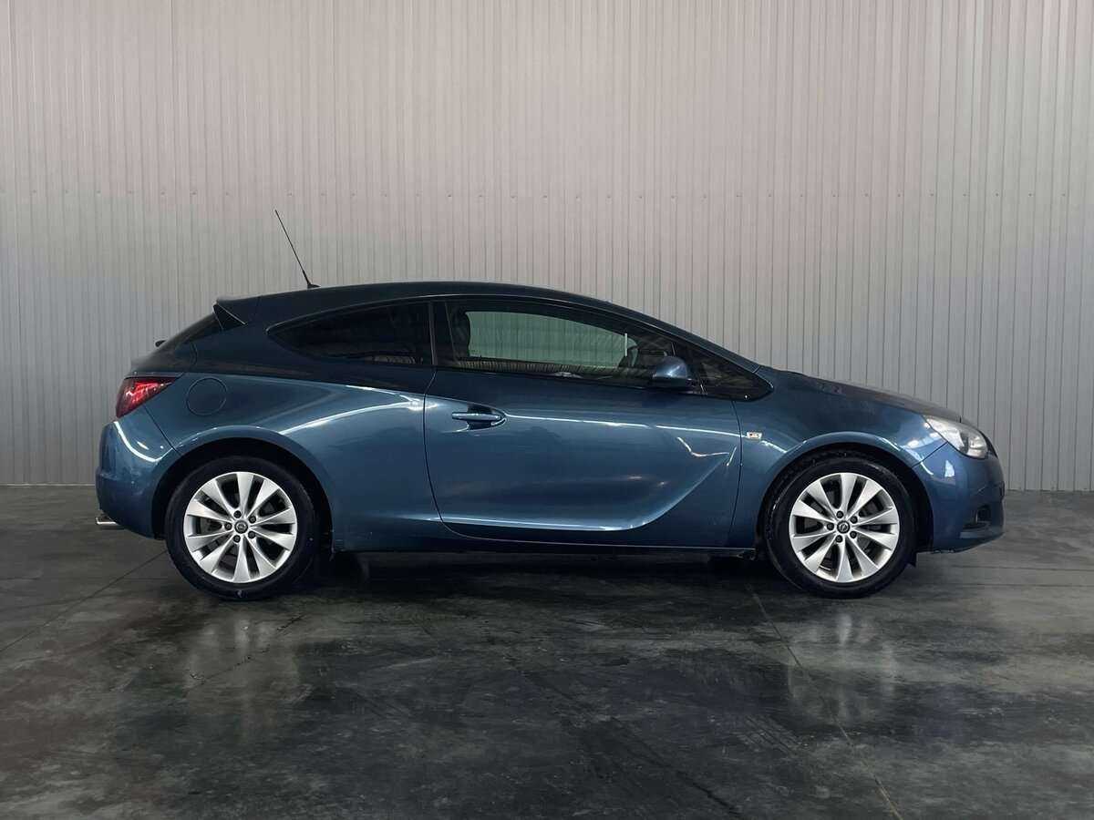 Купить Opel Astra с пробегом. Фото: #3