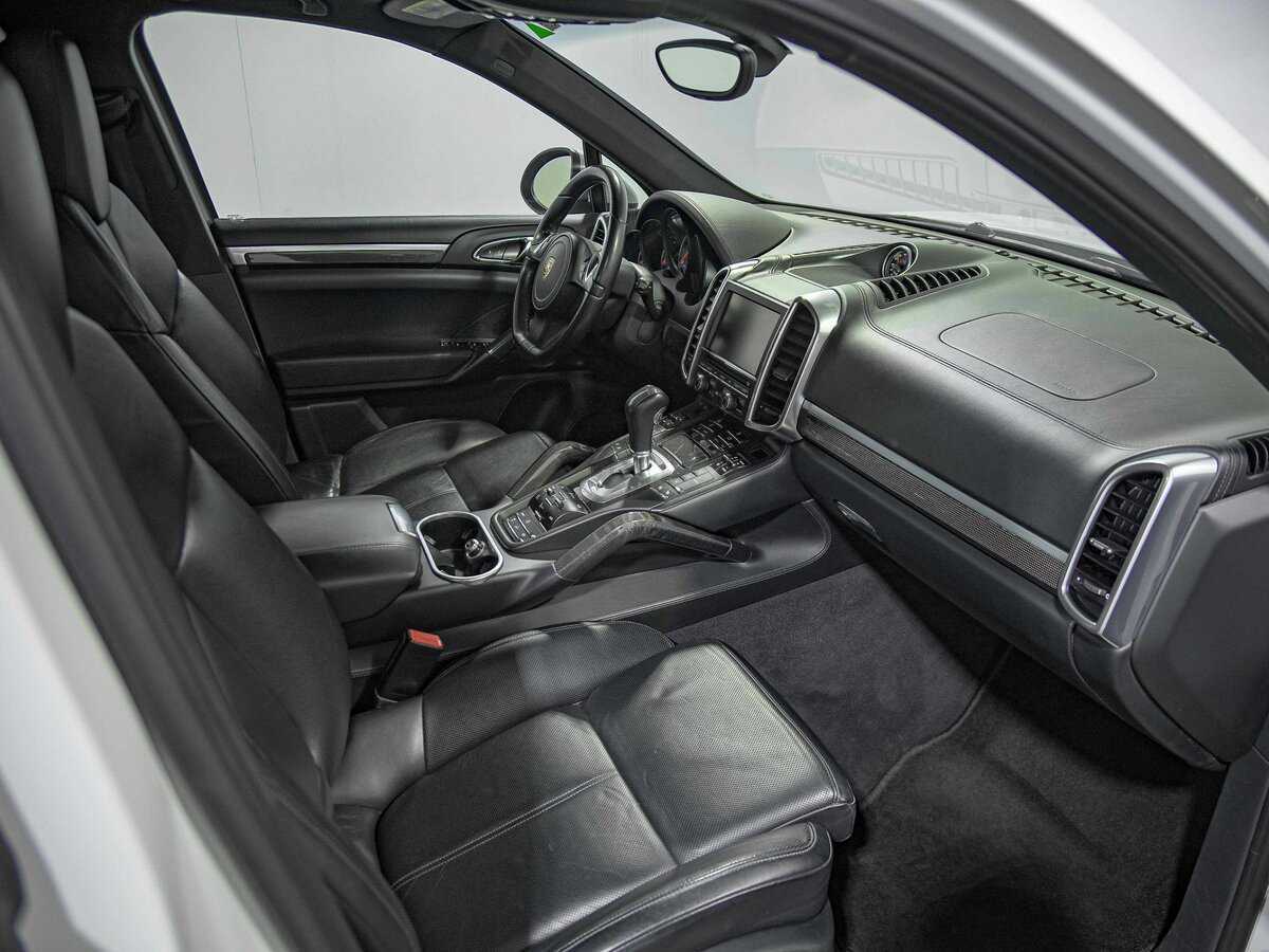 Купить Porsche Cayenne с пробегом. Фото: #21