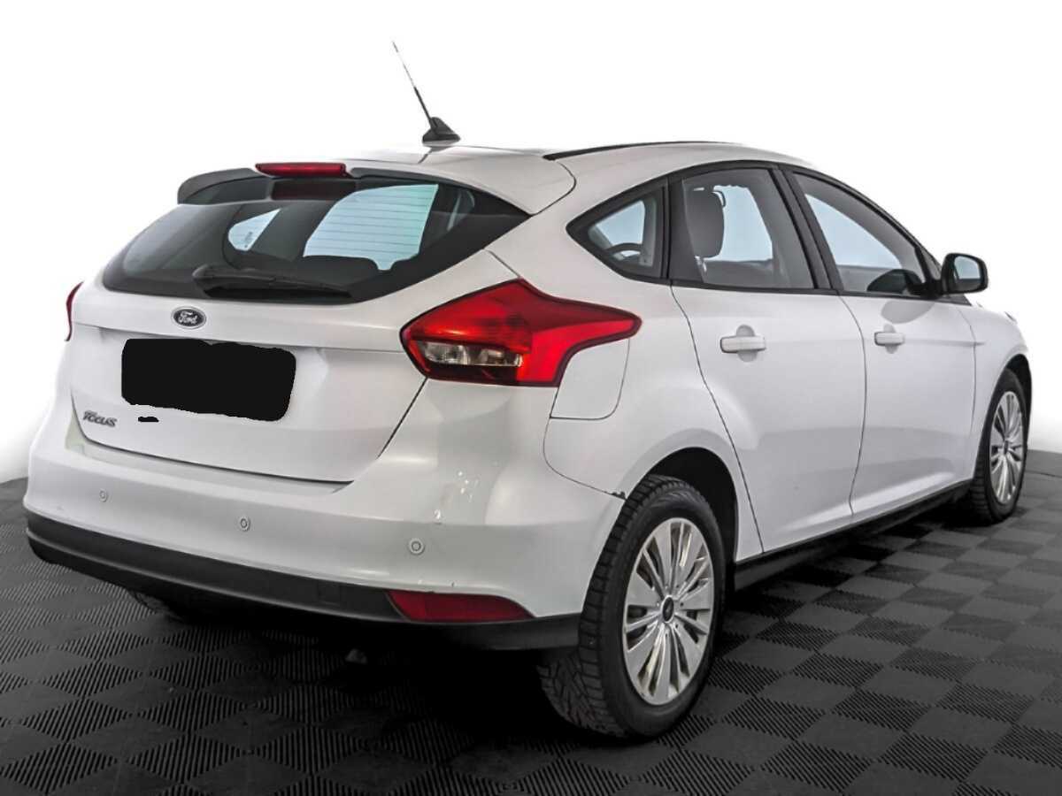 Купить Ford Focus с пробегом. Фото: #4