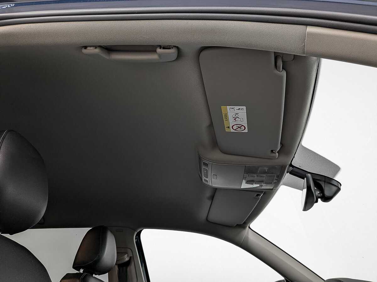 Купить Volkswagen Teramont с пробегом. Фото: #22