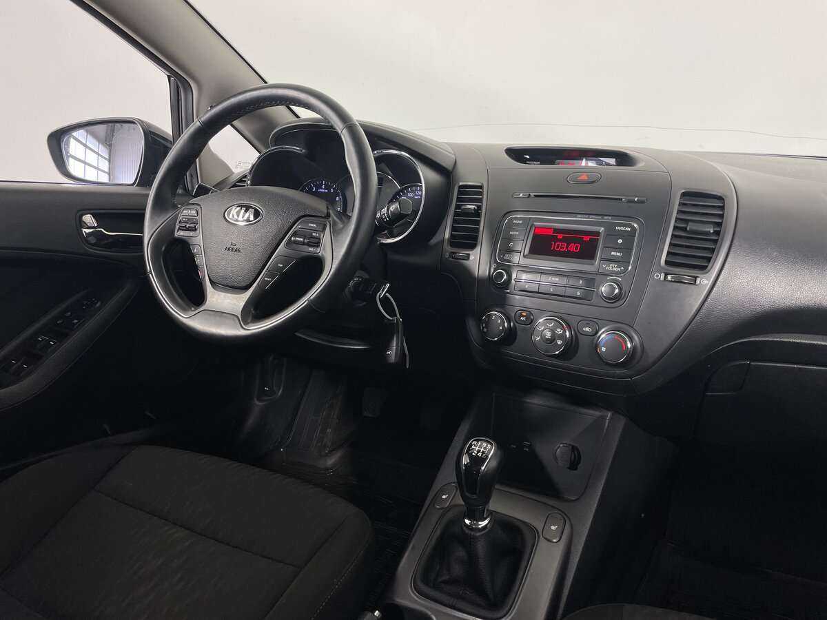 Купить Kia Cerato с пробегом. Фото: #9