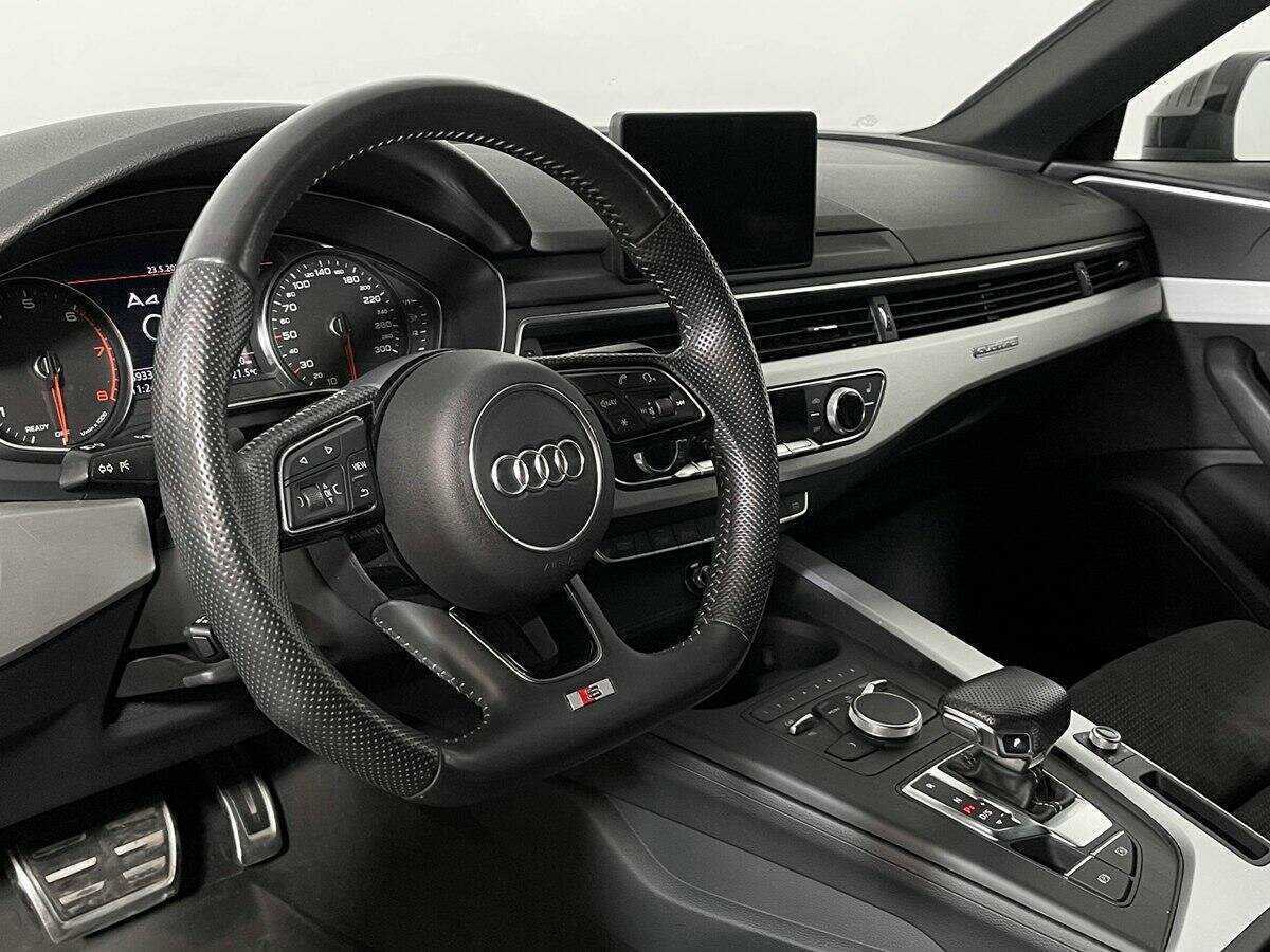 Купить Audi A4 с пробегом. Фото: #10