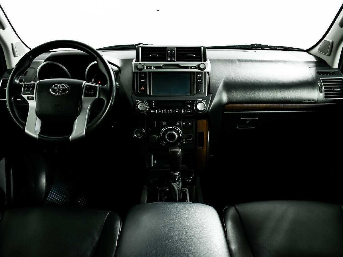 Купить Toyota Land Cruiser Prado с пробегом. Фото: #10