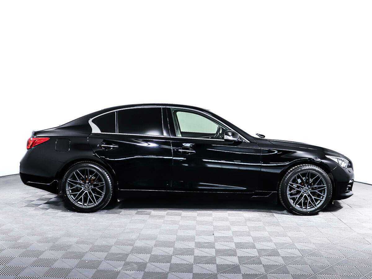 Купить Infiniti Q50 с пробегом. Фото: #3