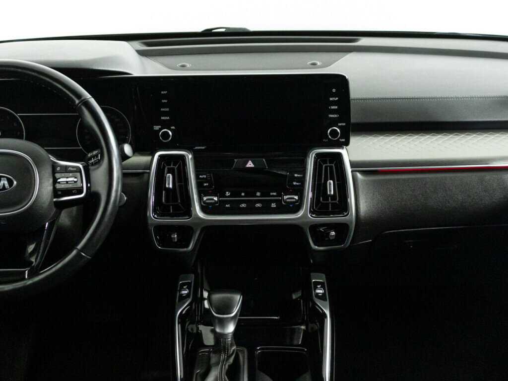 Купить Kia Sorento с пробегом. Фото: #13