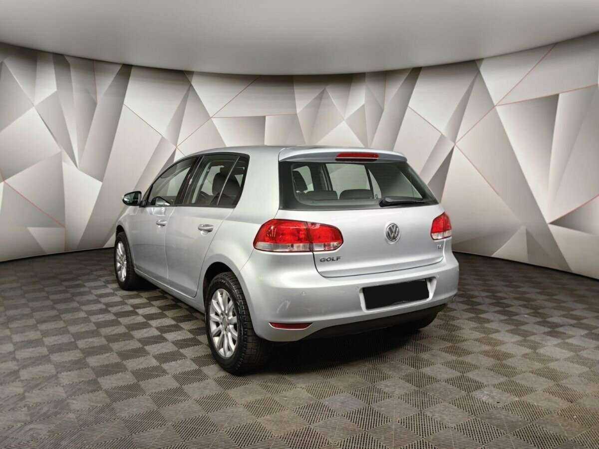 Купить Volkswagen Golf с пробегом. Фото: #3